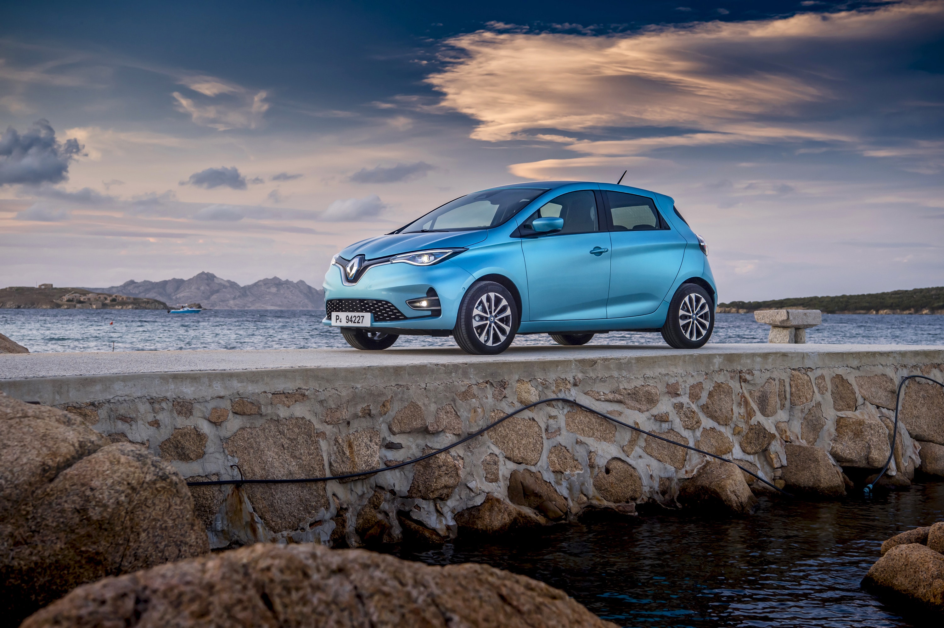 Renault Zoe Review - Drive