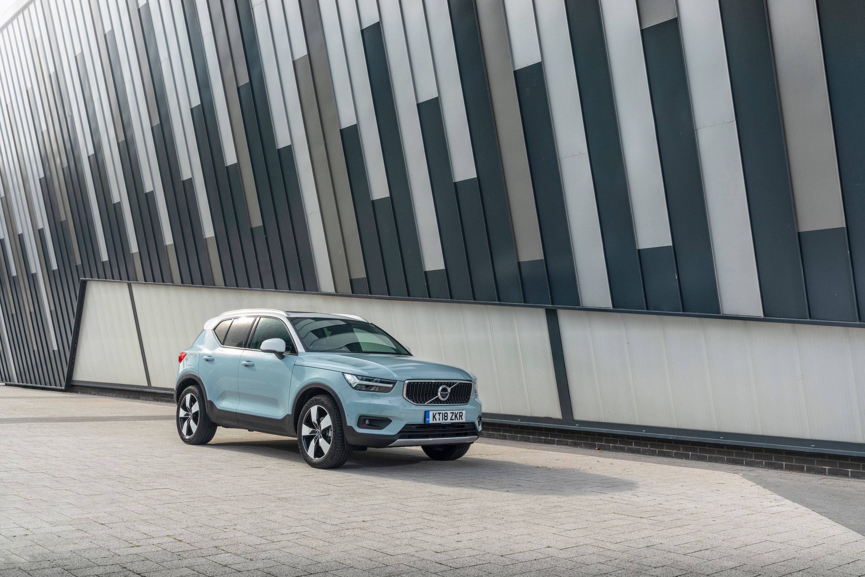 volvo crossover prices volvo crossover prices