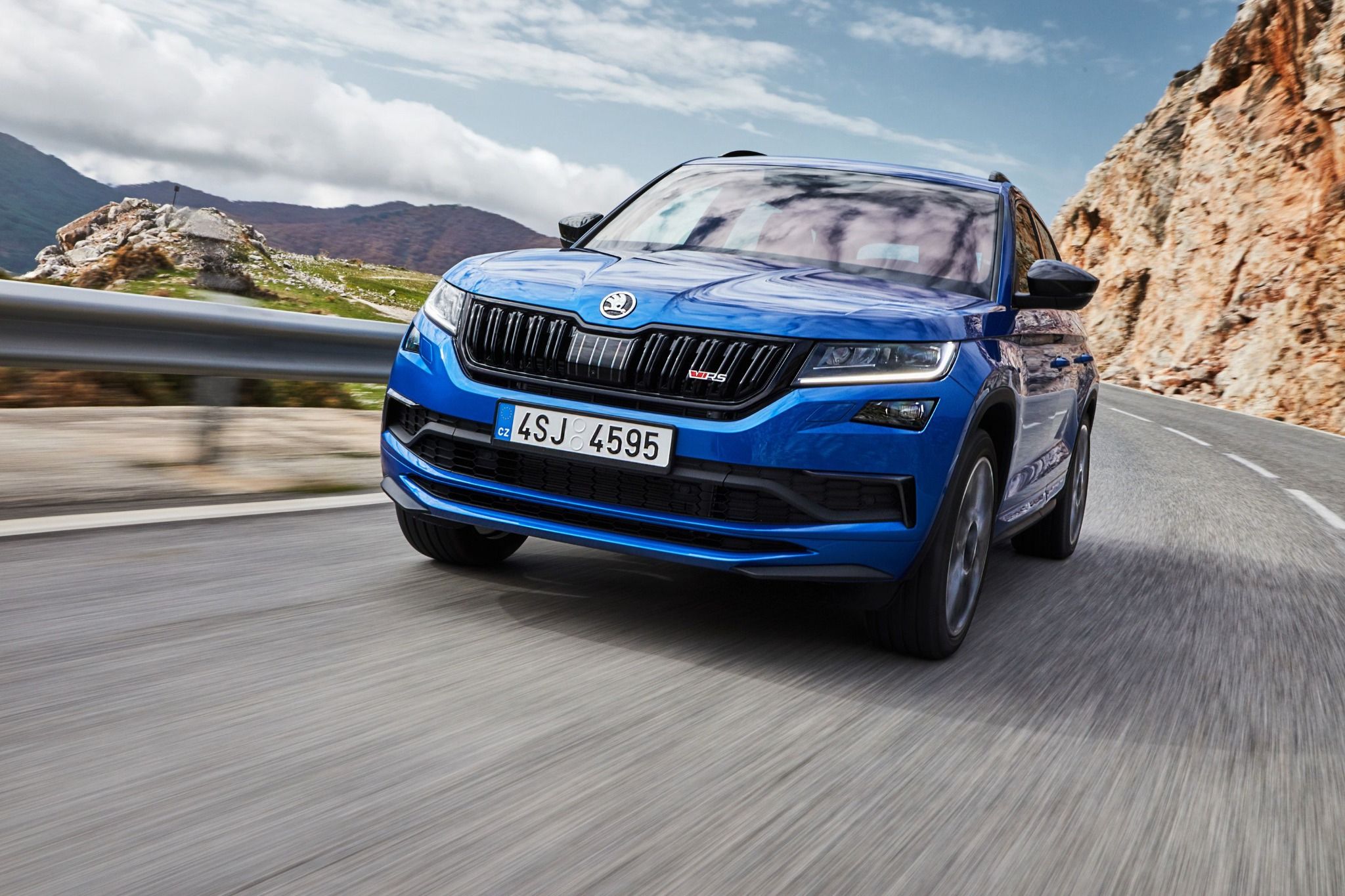 Skoda Kodiaq vRS Review 2024, Drive, Specs & Pricing